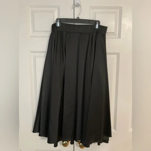 Black Lace & Satin 2-piece Dress - Picture 3 of 6